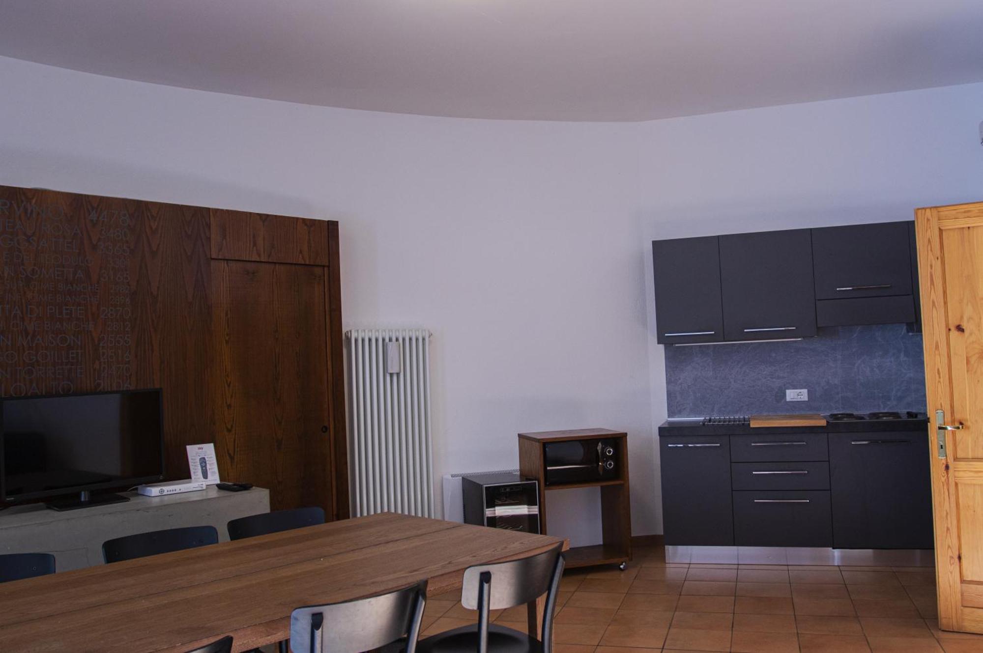 Base Camp Alpine Apartments Breuil-Cervinia Quarto foto