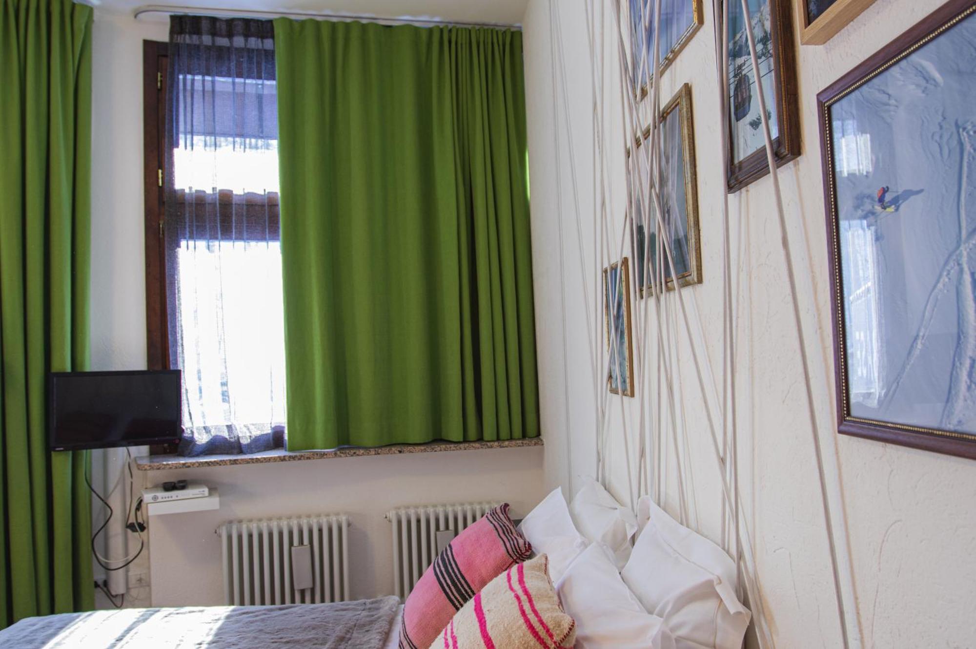 Base Camp Alpine Apartments Breuil-Cervinia Quarto foto